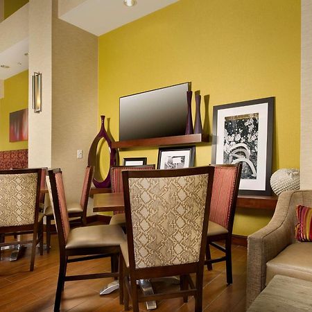 Hampton Inn And Suites San Antonio Airport Εξωτερικό φωτογραφία