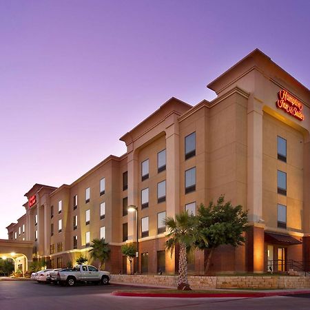 Hampton Inn And Suites San Antonio Airport Εξωτερικό φωτογραφία