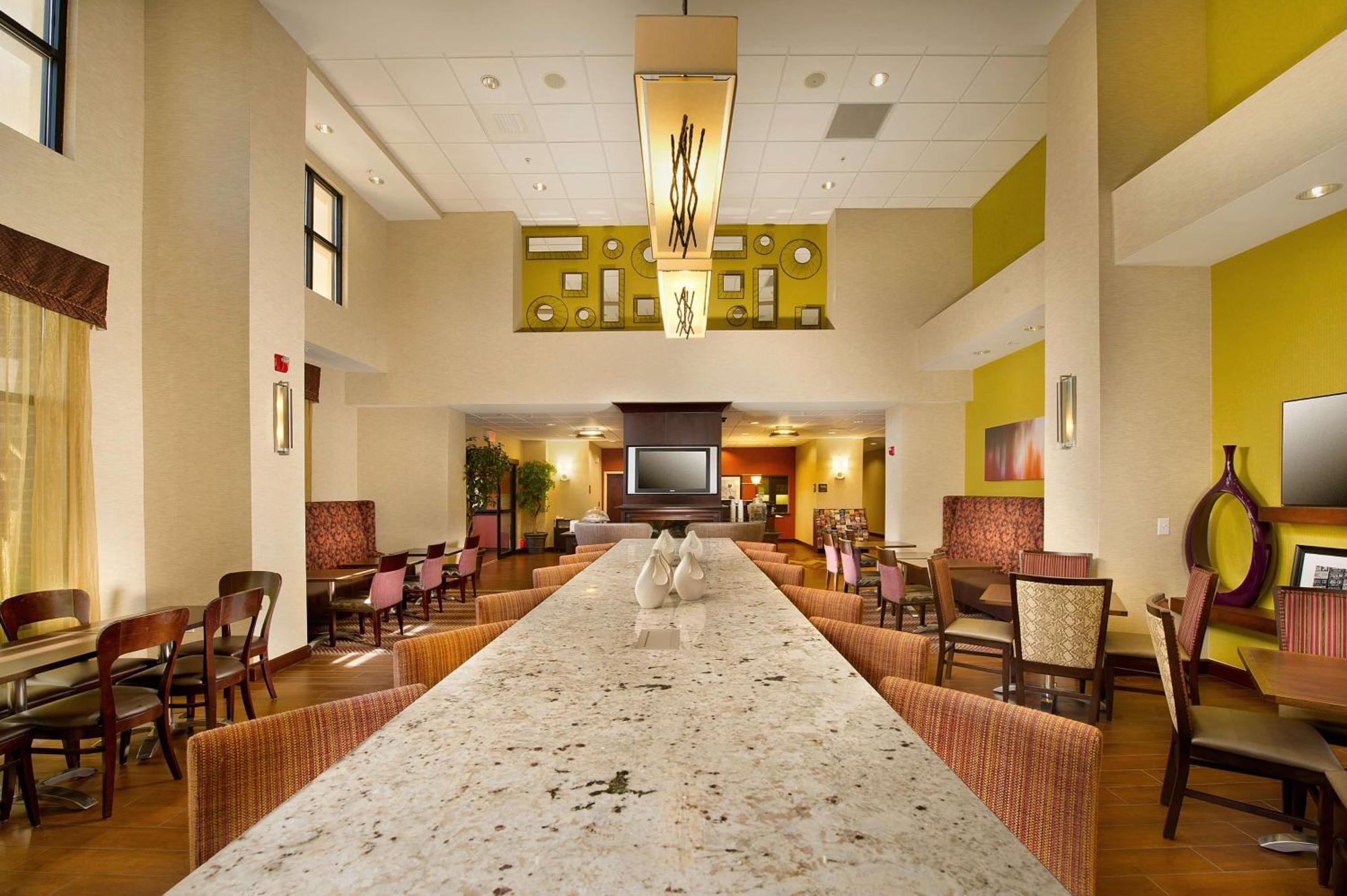Hampton Inn And Suites San Antonio Airport Εξωτερικό φωτογραφία