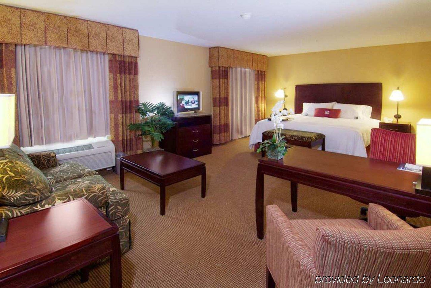 Hampton Inn And Suites San Antonio Airport Δωμάτιο φωτογραφία