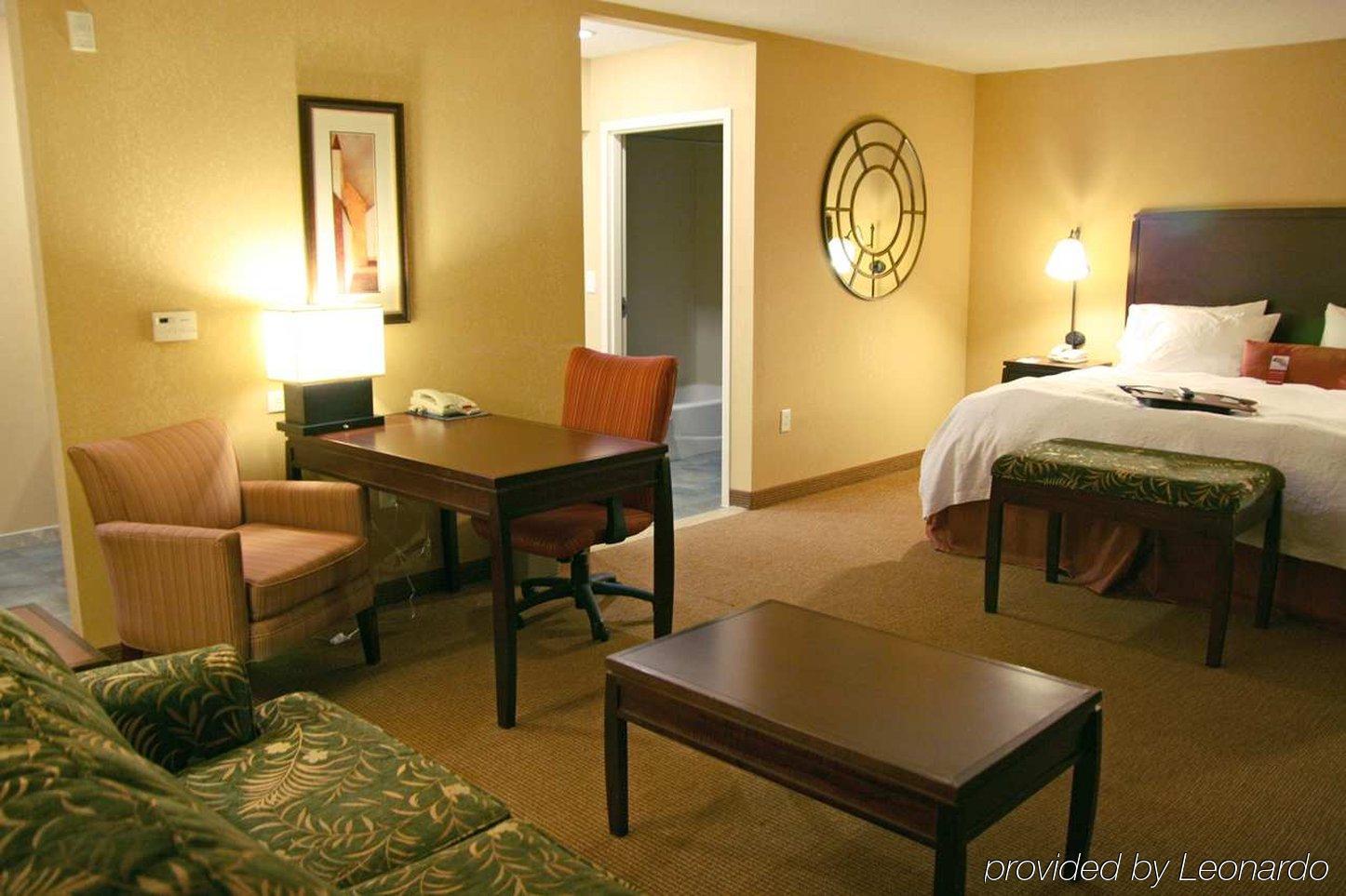 Hampton Inn And Suites San Antonio Airport Δωμάτιο φωτογραφία